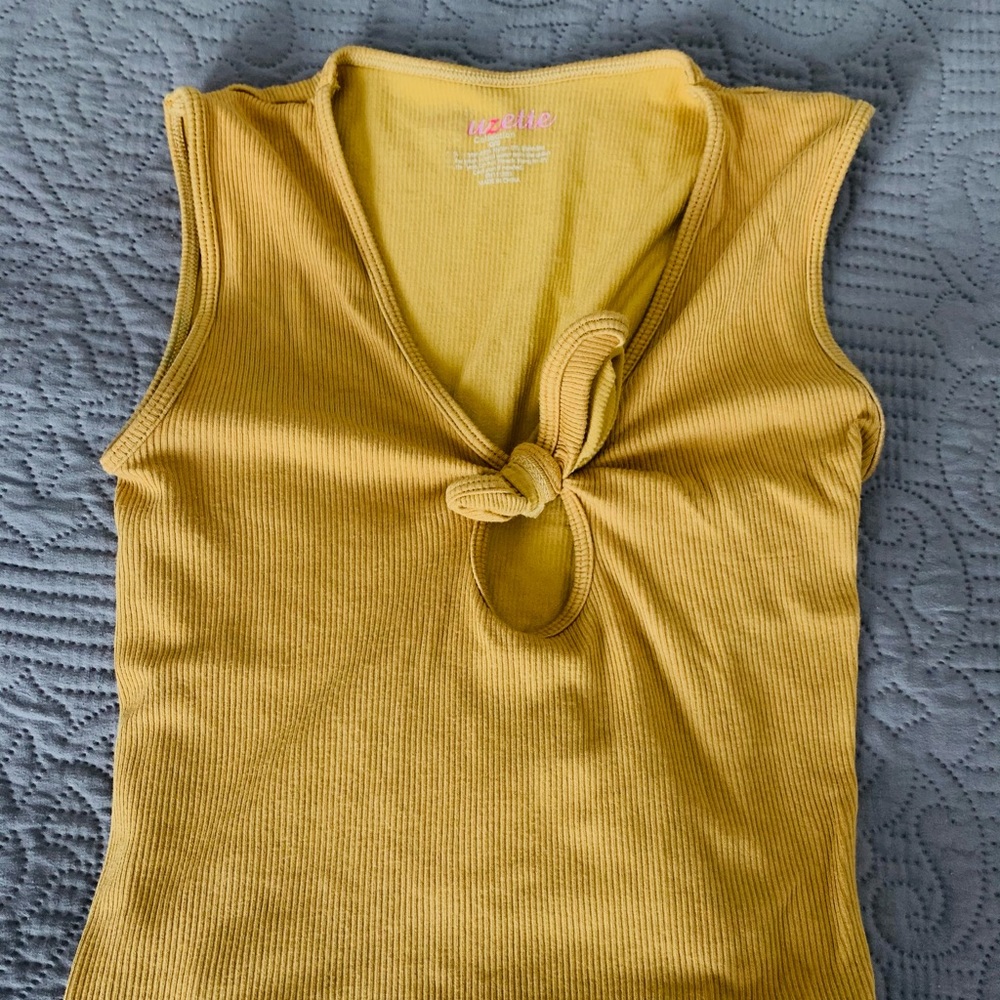 yellow top